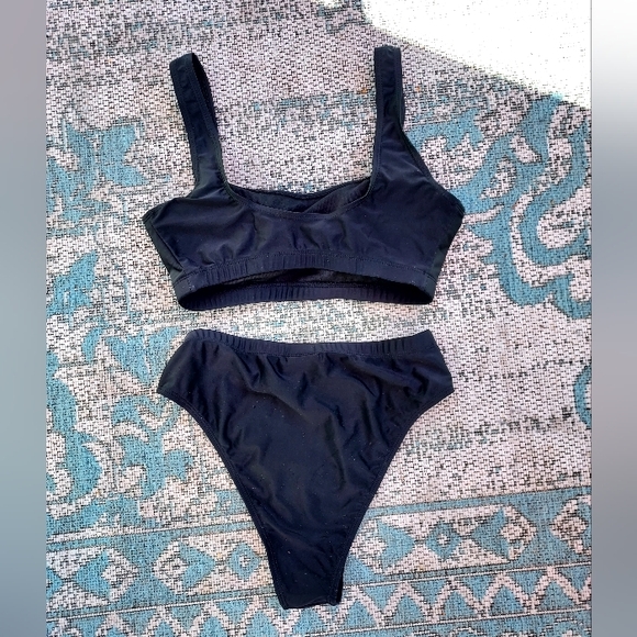 Two Bikinis, Black and Olive Green - Picture 4 of 6